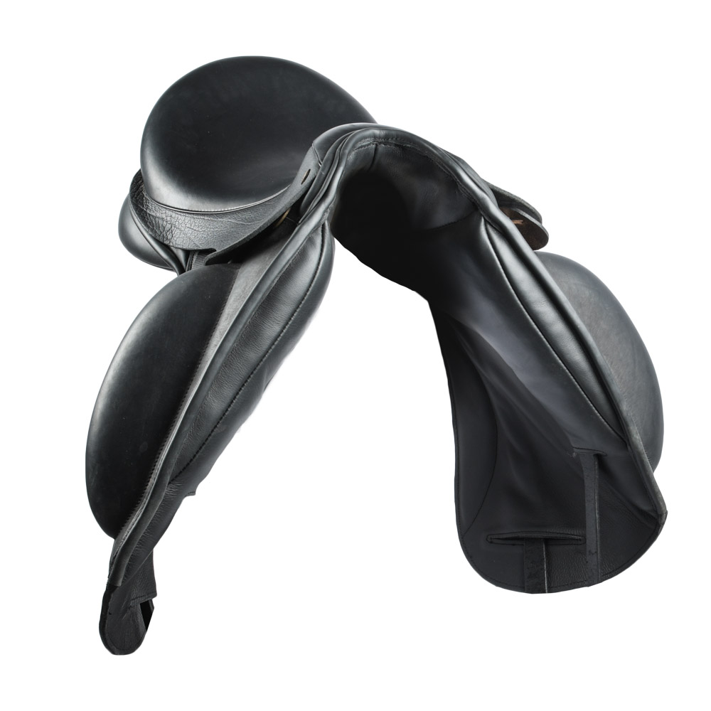 激安価格の NSC Jhuliet Dressage Saddle | The Saddle Doctor 小物